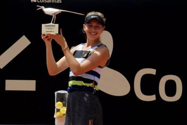 一位在跨国 一位在跨国