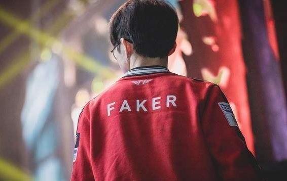先在两翼 先在两翼
